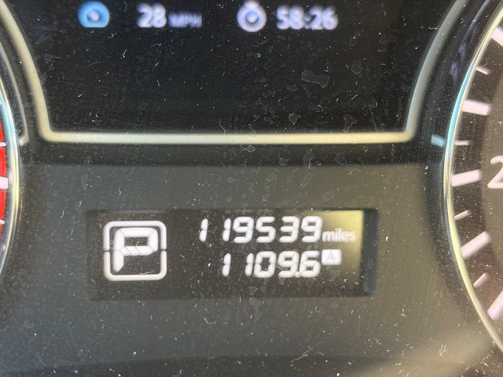 Used 2013 Nissan Altima 3.5 SV w/ Navigation Pkg FWD image 30