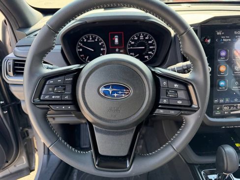 Used 2026 Subaru Forester Premium AWD/4WD image 25