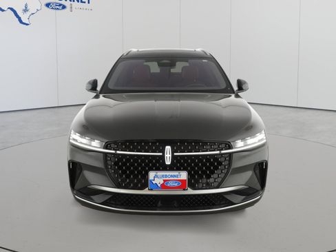 Used 2025 Lincoln Nautilus Black Label AWD/4WD image 2