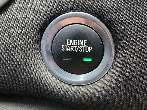 Used 2025 Chevrolet Malibu LT FWD image 18