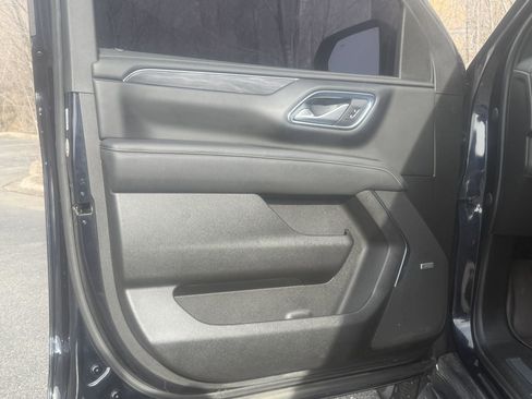 Used 2022 GMC Yukon SLT AWD/4WD image 19