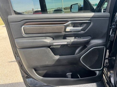 Used 2022 RAM 1500 Laramie image 24
