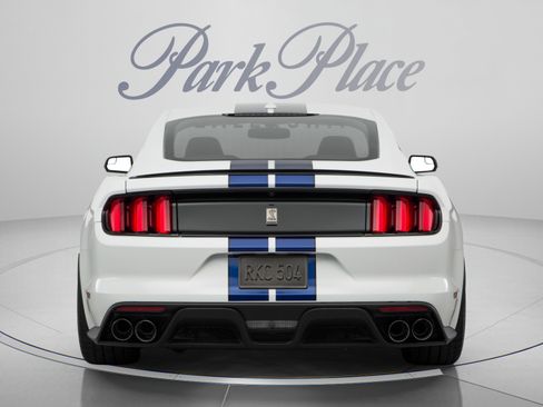 Used 2017 Ford Mustang Shelby GT350 w/ Electronics Package RWD image 3