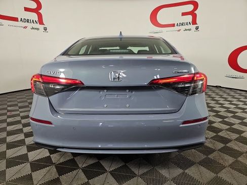 Used 2024 Honda Civic Touring image 6