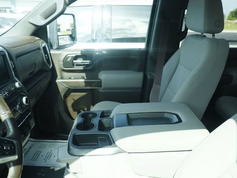 Used 2022 Chevrolet Silverado 2500 LT w/ Convenience Package AWD/4WD image 10