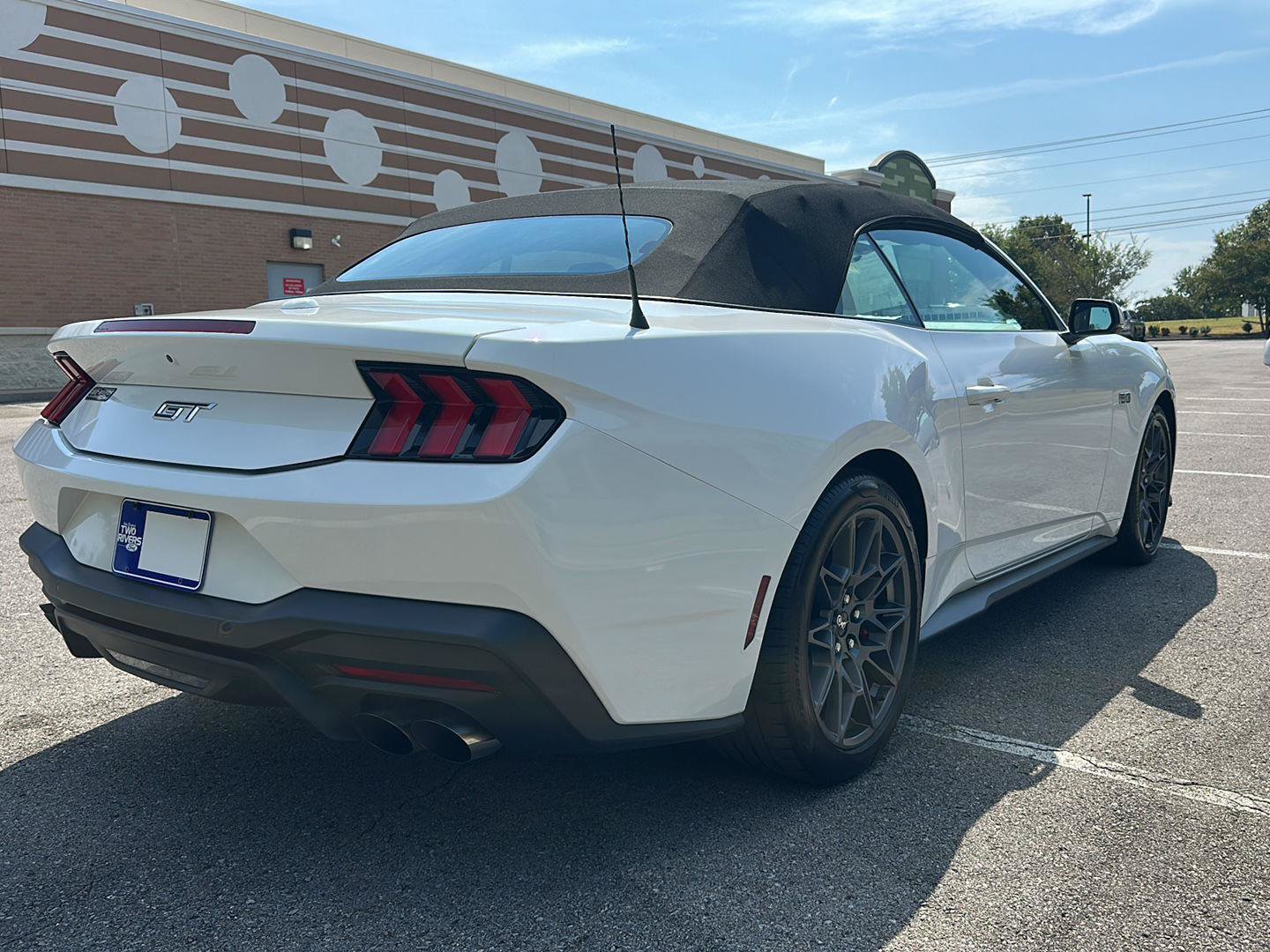 Used 2024 Ford Mustang GT Premium w/ GT Performance Package RWD image 5