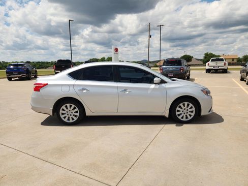 Used 2019 Nissan Sentra S FWD image 7