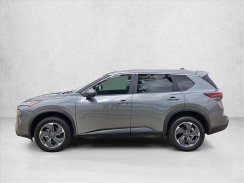 Used 2025 Nissan Rogue SV FWD image 9