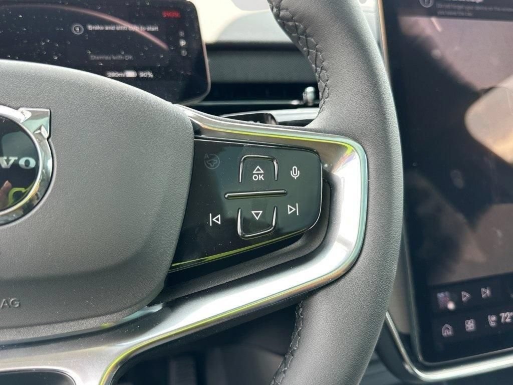 Certified 2025 Volvo EX90 Plus AWD/4WD image 24