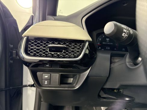 Certified 2025 Acura ADX A-Spec AWD/4WD image 16