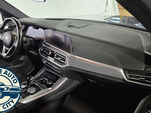 Used 2019 BMW X5 xDrive50i w/ Off-Road Package image 42