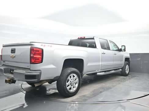 Used 2015 Chevrolet Silverado 2500 LT w/ LT Convenience Package AWD/4WD image 6