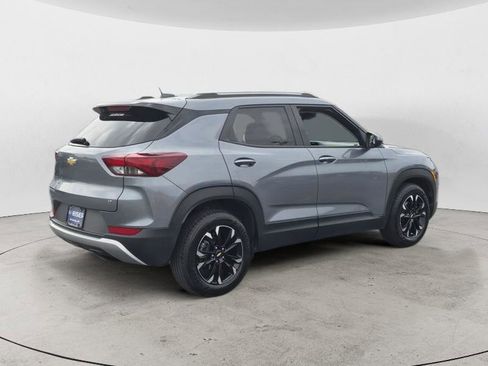 Used 2022 Chevrolet TrailBlazer LT image 3