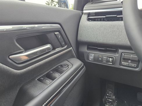 New 2026 GMC Sierra EV Elevation image 19