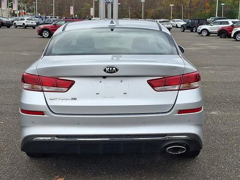 Used 2019 Kia Optima LX image 5