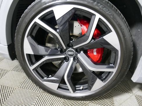 Used 2024 Audi RS Q8 w/ Black Optic Package AWD/4WD image 9