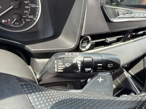 Used 2024 Mitsubishi Outlander SE Black Edition AWD/4WD image 30