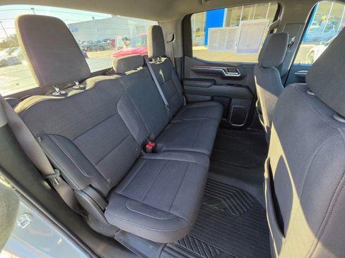 Used 2023 Chevrolet Silverado 1500 RST w/ Z71 Off-Road Package image 17