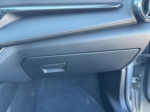 Used 2025 Chevrolet Equinox LT image 19