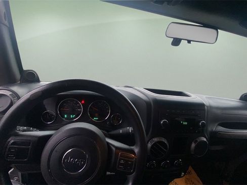 Used 2013 Jeep Wrangler Sport image 17