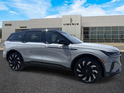 New 2026 Lincoln Nautilus Reserve w/ Jet Appearance Package