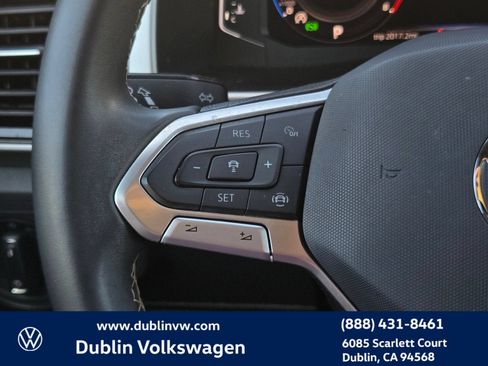 Used 2023 Volkswagen Atlas Cross Sport SE w/ Panoramic Sunroof Package FWD image 21
