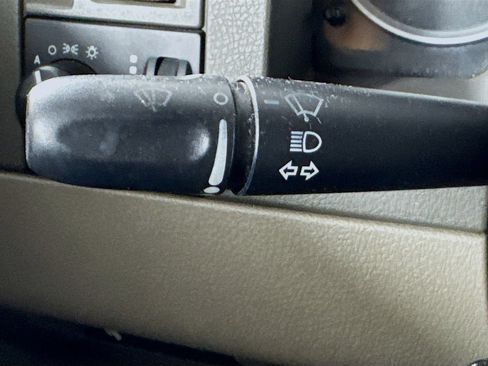 Used 2006 Dodge Durango Limited w/ Travel Convenience Group RWD image 13