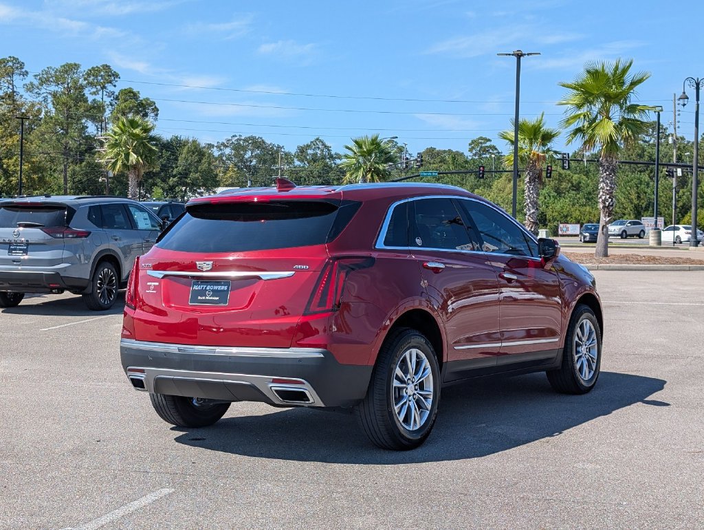 Used 2023 Cadillac XT5 Premium Luxury FWD image 7