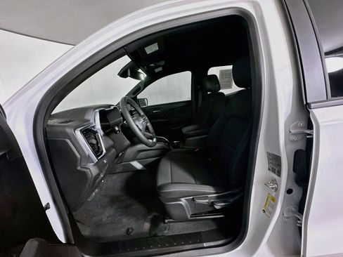 Used 2025 GMC Canyon Elevation w/ Convenience Package RWD image 13