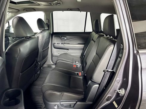 Used 2016 Honda Pilot Touring image 20
