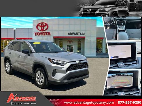 Certified 2025 Toyota RAV4 LE AWD/4WD image 1