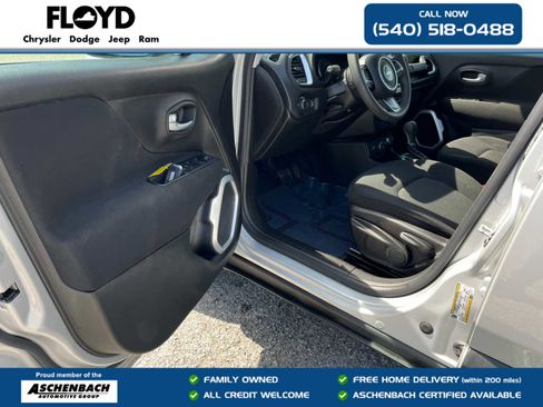 Used 2021 Jeep Renegade Sport image 9