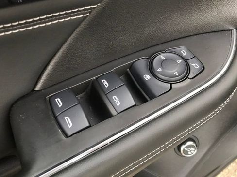 Used 2022 Buick Envision Preferred image 16