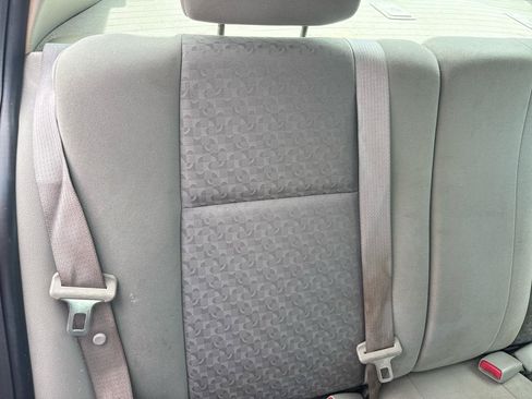 Used 2005 Chevrolet Cobalt Sedan FWD image 16