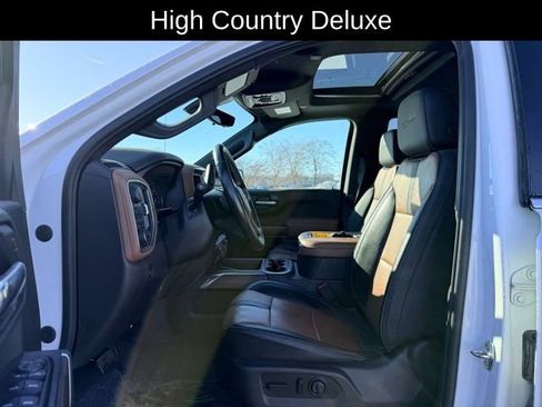 Certified 2021 Chevrolet Silverado 1500 High Country w/ Technology Package image 8