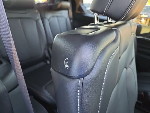 New 2025 Jeep Grand Cherokee L Limited w/ Luxury Tech Group II image 95