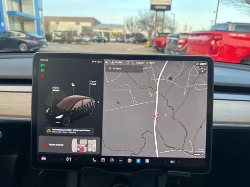 Used 2021 Tesla Model Y Long Range image 44