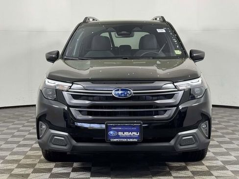 Certified 2025 Subaru Forester Premium AWD/4WD image 6
