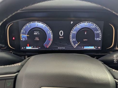 Used 2023 Jeep Wagoneer 4WD w/ Premium Group I image 19