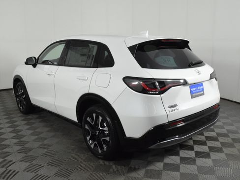 New 2026 Honda HR-V EX-L image 8