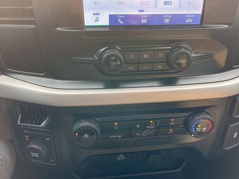Used 2023 Ford F150 XLT image 47