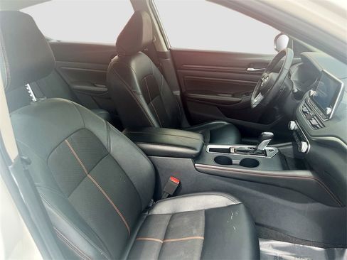 Used 2021 Nissan Altima 2.5 SR image 26