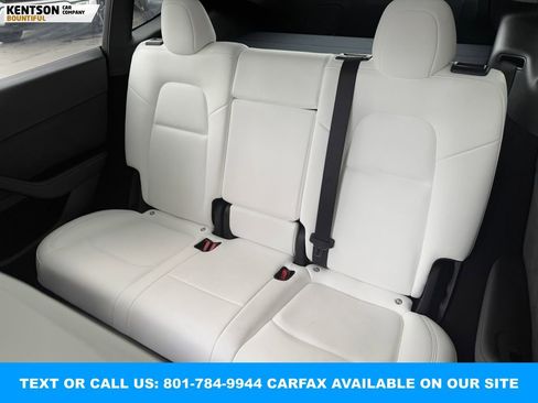 Used 2023 Tesla Model Y Long Range image 32