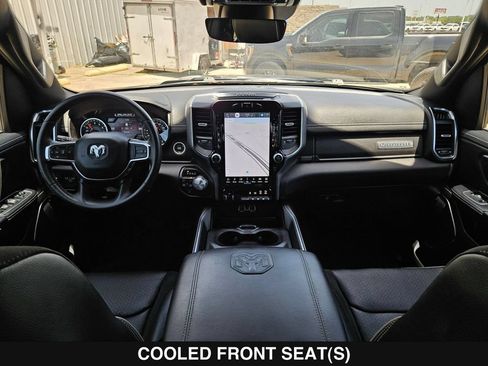 Used 2024 RAM 1500 Laramie AWD/4WD image 19