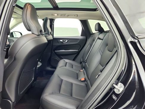 Used 2023 Volvo XC60 B5 Plus w/ Climate Package image 26