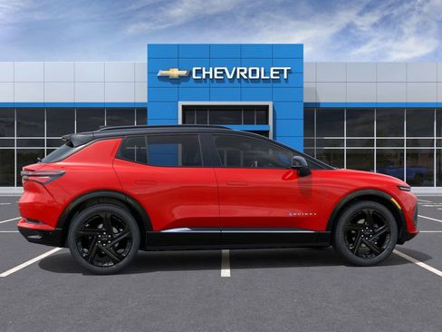 New 2026 Chevrolet Equinox EV RS image 5