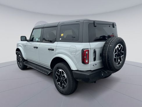 New 2026 Ford Bronco Outer Banks AWD/4WD image 4