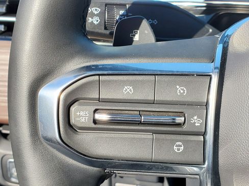 Used 2024 GMC Sierra EV Denali image 23