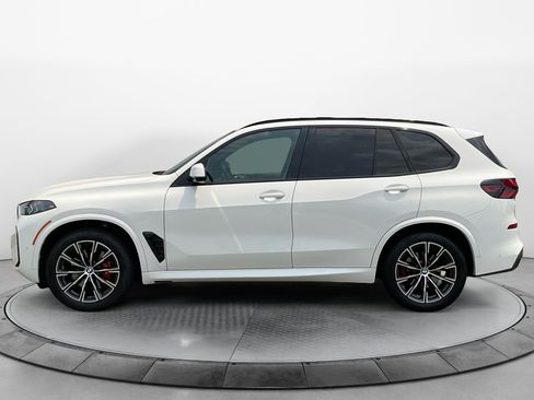 Used 2024 BMW X5 sDrive40i w/ M Sport Package RWD image 4