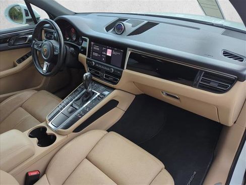 Used 2020 Porsche Macan S AWD/4WD image 25